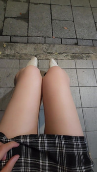 It's so Hot, I Shouldn't Wear Underwear.