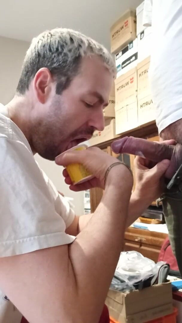 Justin hoodwar: Si sundal kecil meleleh zakar kawan-kawannya dalam periuk yogurt sebelum...