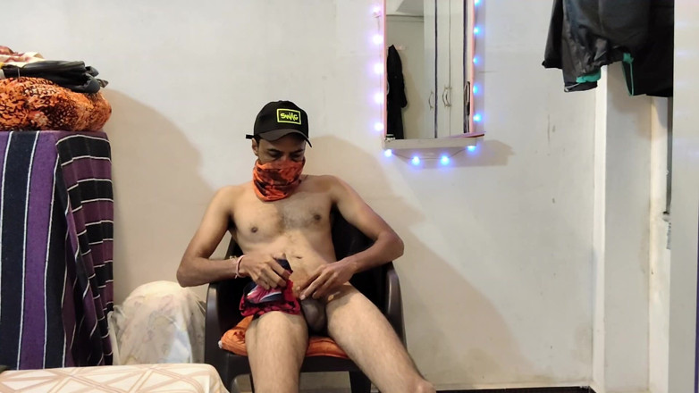 UltraHotBoy69: Poranki masturbuje się