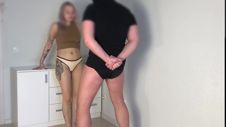 Amateur_fetish: Teen ballbusting 3 | Angle 2