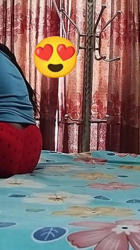 Adik Tiri Desi Lapar Menemui Zakar Besar.