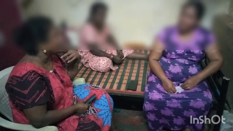 Tamil lesbian: Gorąca dyskusja trzech cioci