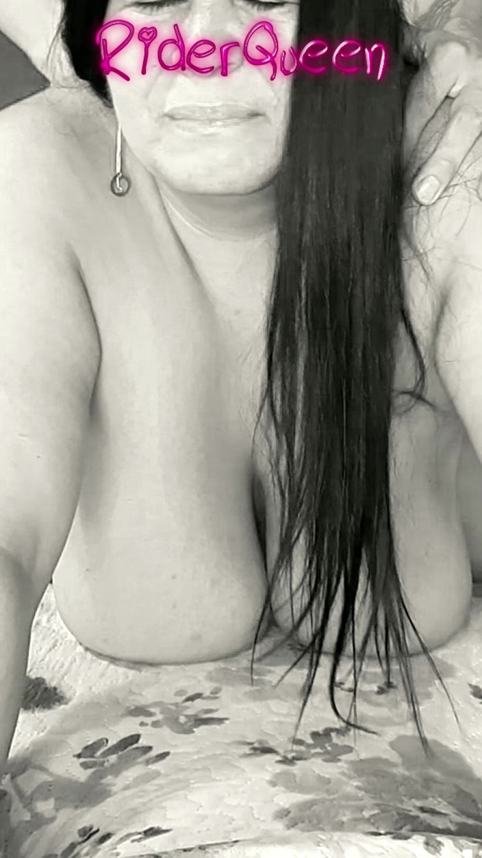 Riderqueen BBW Step Mom Latina Ebony: 후배위에서 따먹히는 라이더 퀴엔