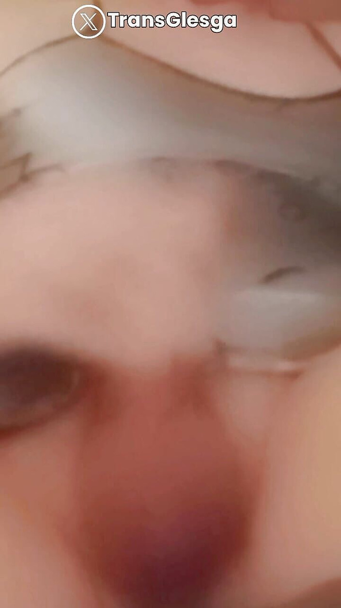 Barbarella Rossa: नई कामुक पोशाक आजमाने के लिए बहुत उत्साहित होना, अंत में वांकिंग और हर जगह वीर्य निकालना