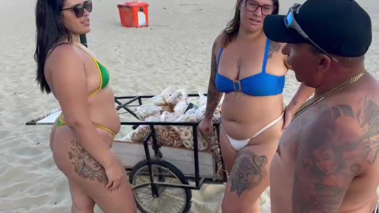 Lidi Ferrari: Beach Seller in a Salty Package Eats the Two Hot...