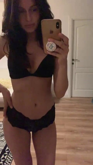 Alist: Nováček - Pěstní video - Buď jemný - Podívejte se níže pro více