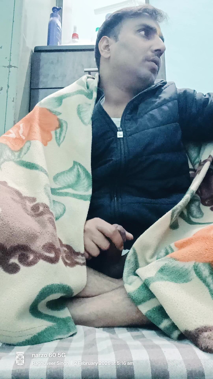 Rajasthani-old-lover: Hintli eşcinsel memur