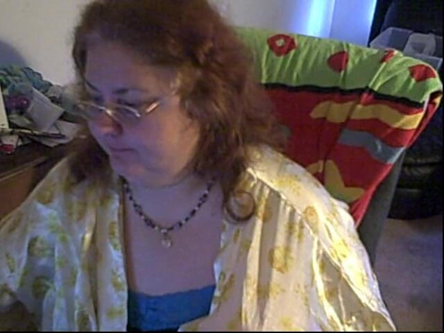 BBW nurse Vicki adventures with friends: Cam show of me playing with some balloons