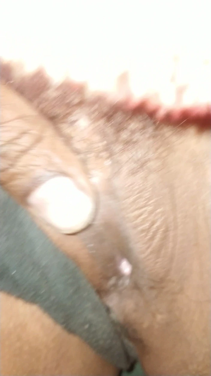 Desisexypusy: Idag lämnade jag min fru över natten och fittan började suga...