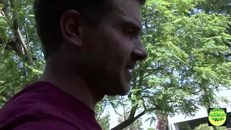 Naughty Asian Women: Maya Hills, bombasse asiatique blonde super jolie, adore se faire...