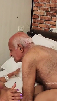 Mardana Sasur Hard Fucked with Two Bahu Threesome Sex