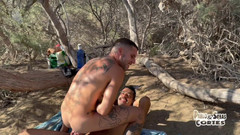 Latino4cumsluts: Första gången bottning! Latinos utomhus rå jävla i sanddynerna!