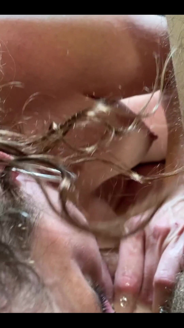 Suzy Wylde: चूसना और चुदाई वही है जो Suzy wylde के लिए बनाई गई थी!