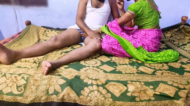 Desihotcouple: मेरे भारतीय गांव के दोस्त और पत्नी