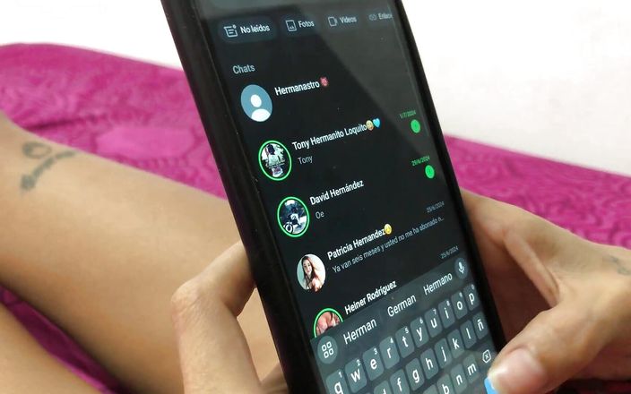 TUflaca_love: Je dis à mon vieux demi-frère que je suis vraiment excitée...