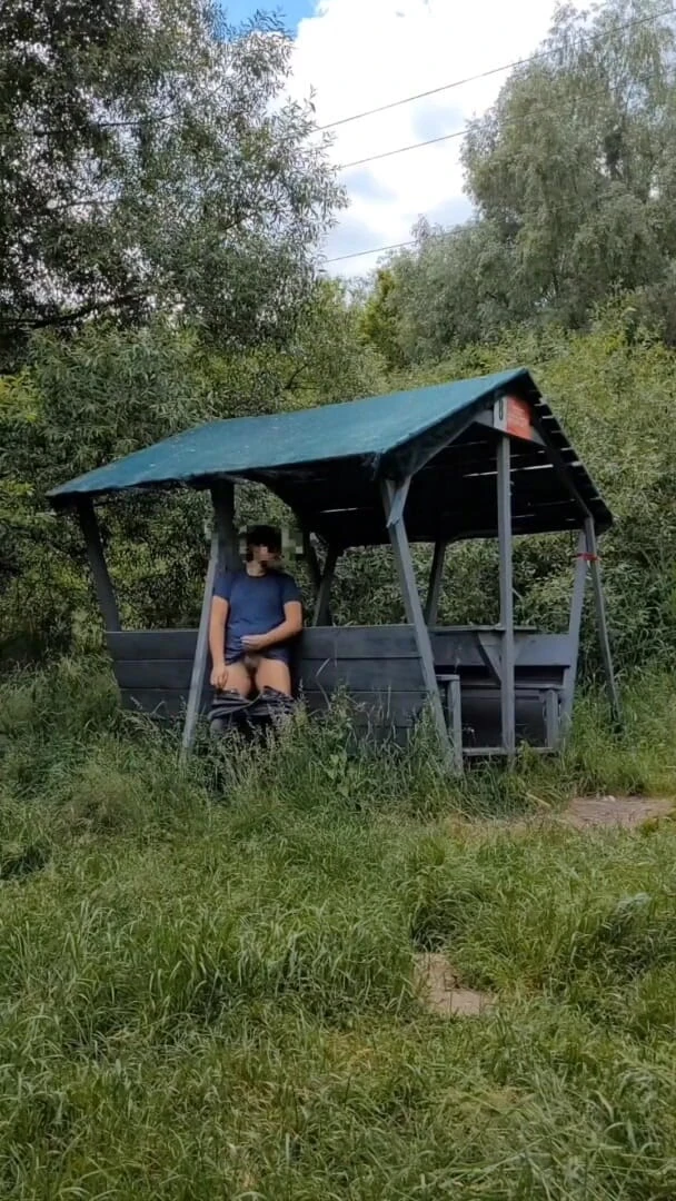 Wanker forever: Jerkoff in Public Park