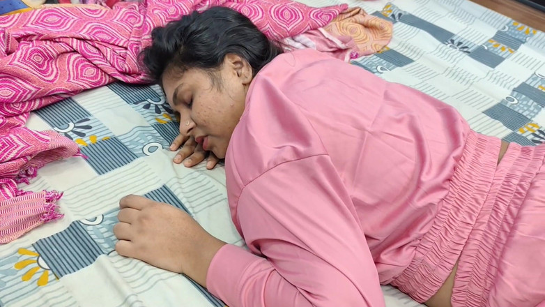 Vaiga varun: Hot Bedroom Night Dress Romantic Hot Fuck by Kerala Mallu...