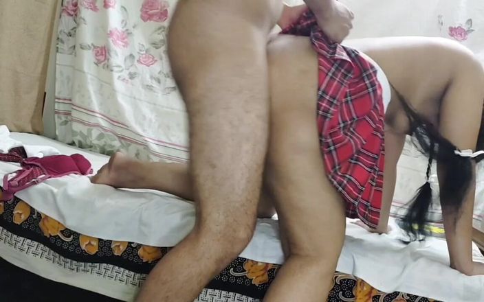 Sex bird: Phần 2 Trong khi dạy một học sinh gợi cảm, giáo...