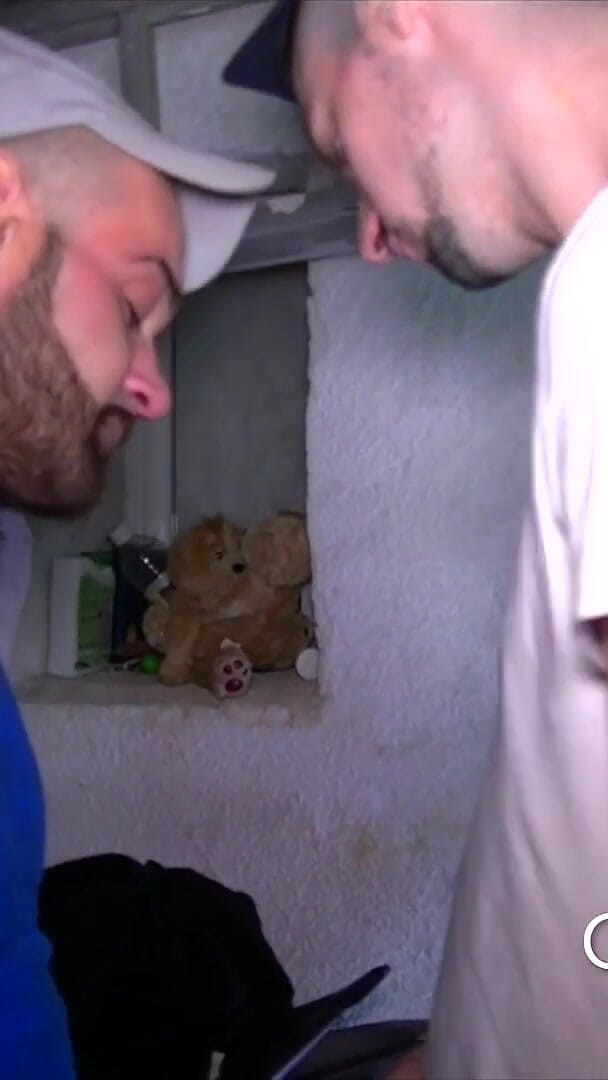2199toffKEnzobreton.mp4 (INTERRACIAL BAREBACK SEX)
