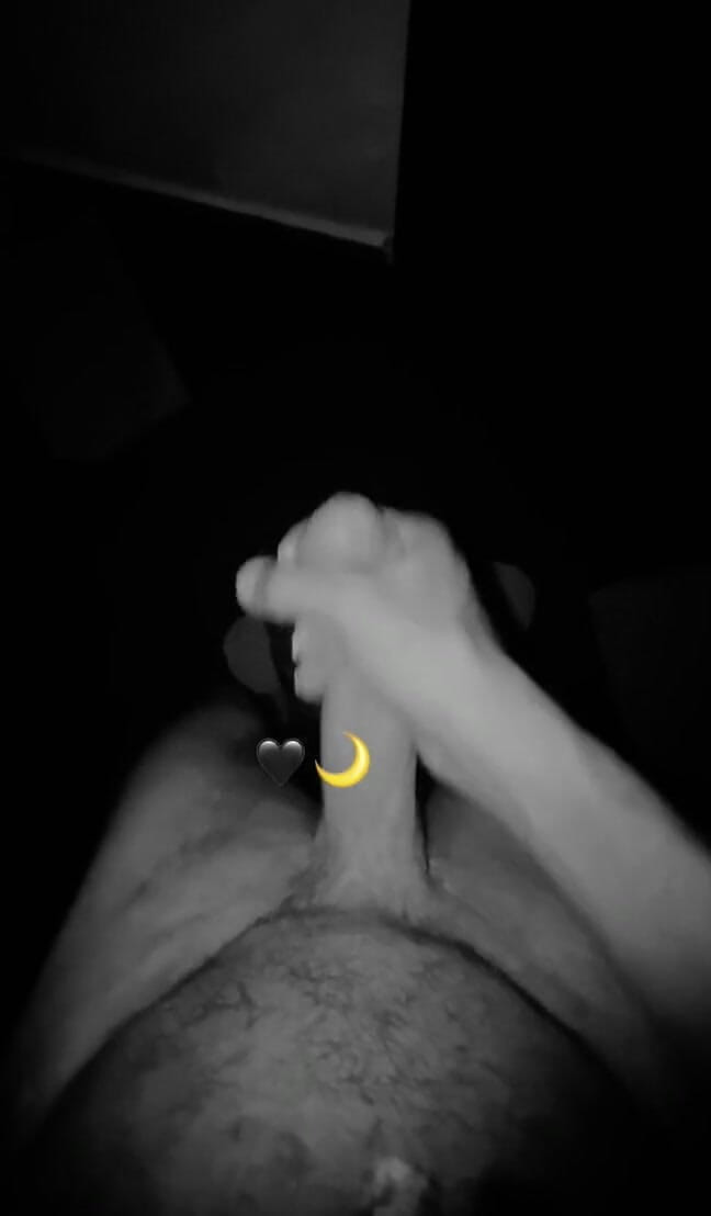Preek Fans: Titolo questo video mentre mi masturbo