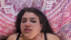 LuciaLatinaGomez: Une latina se fait gifler et pisser dessus