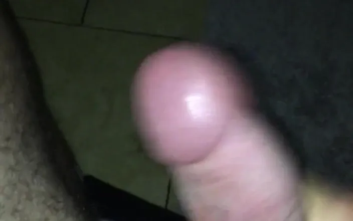 Blake Wilder: Big Dick with a Huge Cumshot Close up