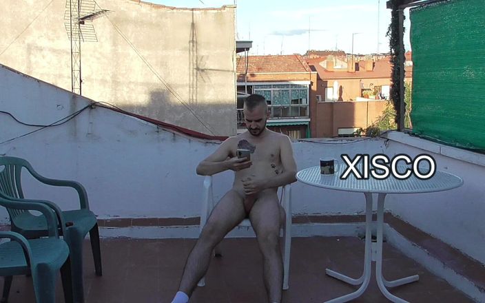 Xisco Freeman: Masturbare pe terasă