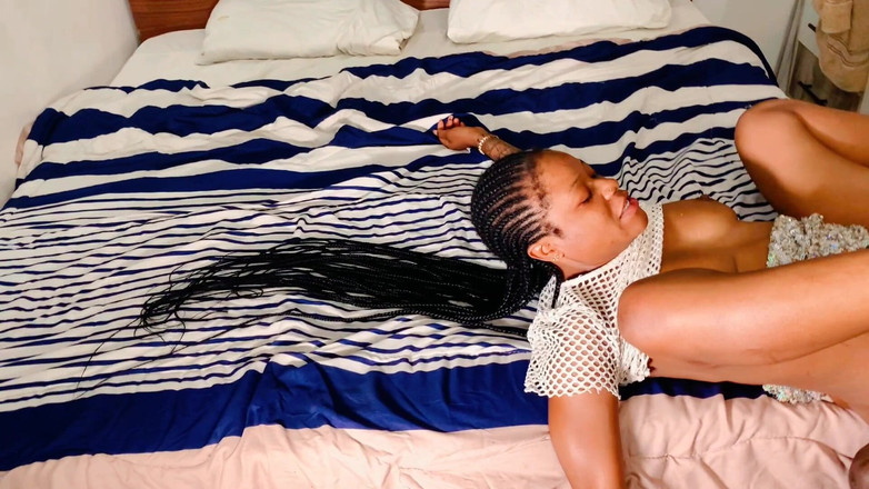 Ebony foreva srudio: Раші Розтягує Свою Рожеву Мокру Соковиту Пизду Пато Великим Чорним Членом