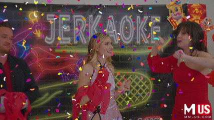 Model Media US: Jerkaoke - 엠마 시루스와 카일 메이슨