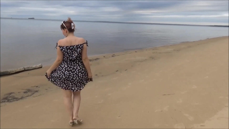 RedRoseRus: Red Rose -Big ass on the beach