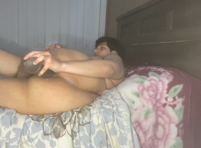 Cubby Knox: Cubby Knox Fucking His Thick Teen Ass with a BBC...