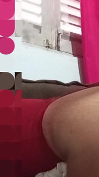 항문을 열어둔 채 MILF 소녀는 곧 사정하게 부어 끝내게 한다