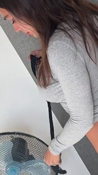Sexy sisi rose sa come far sparare il mio cazzo ad un carico enorme