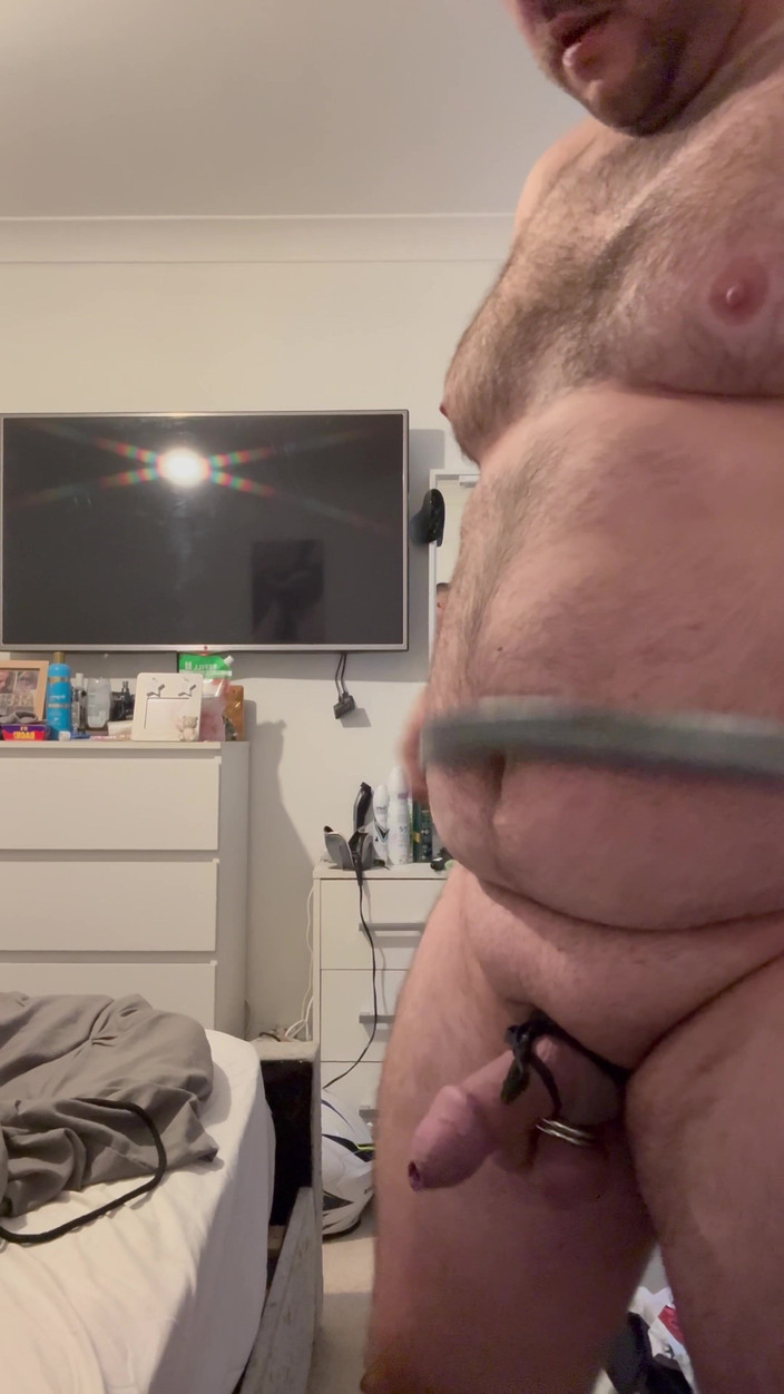 Shaun Cbt: Bondage con il cazzo sotto i vestiti parte 1