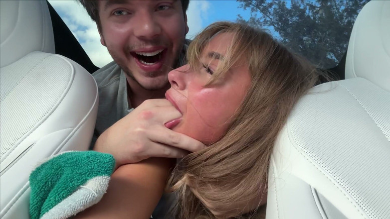 Luke Cooper: Lilly Phillips Couldn't Wait: Car Blowjob and a Quick Creampie