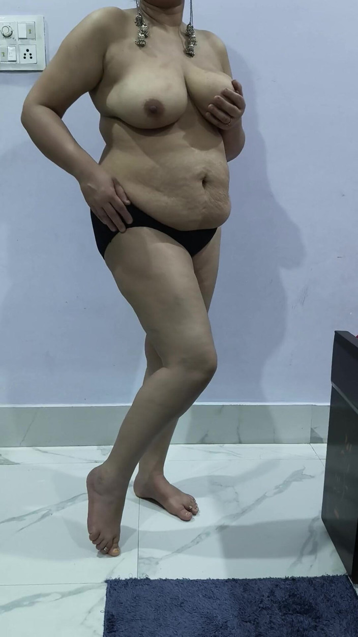 Your_vedika: Nackte mollige ehefrau