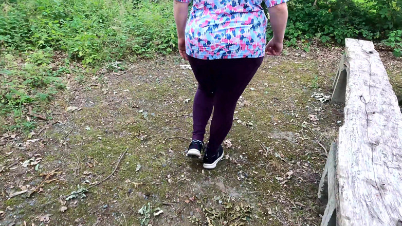 Bouncy Tits Action: Using Her Tits and Vagina While Picnic