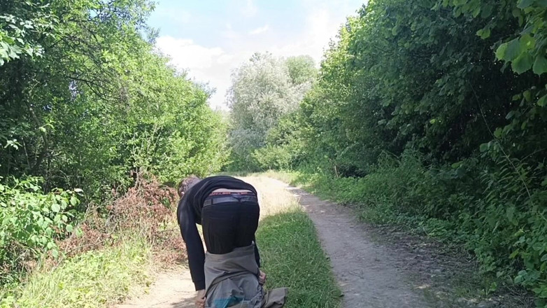 kickerscooter: Riscant pe un câmp pustiu / Riscant solo în aer liber