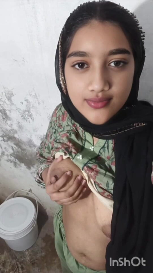 Naughty_Sana: Beautiful Hijabi Girl Showing Hot Big Boobs