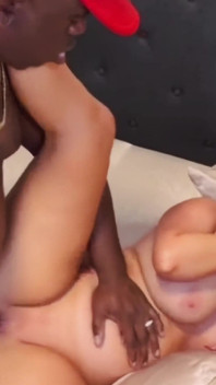 Tiffani Madison dostaje 2 Bbcs