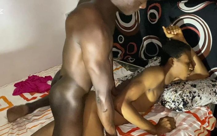 IronAsgard: Follada a mi estudiante enamorado tan caliente
