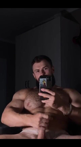 Mister Stone: 성장