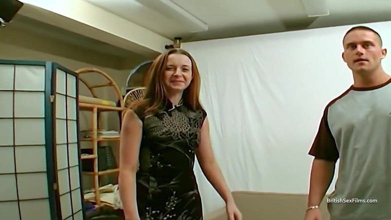 British Sex Films: Video bokep pertama gadis remaja inggris yang lagi pucat