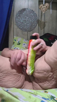 Popping kundičky a výstřik spermatu