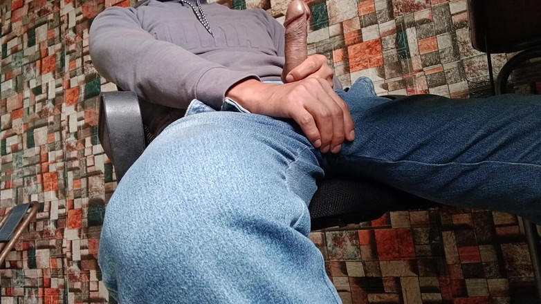 Hornyboy2058: 정액 모음집, 괴물 자지로 자위