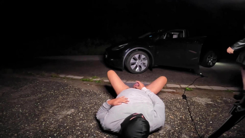 Queen_of_BDSM: Erwischt Beim Wichsen .... Jetzt Wirst Du Meine Lebendige Toilette!