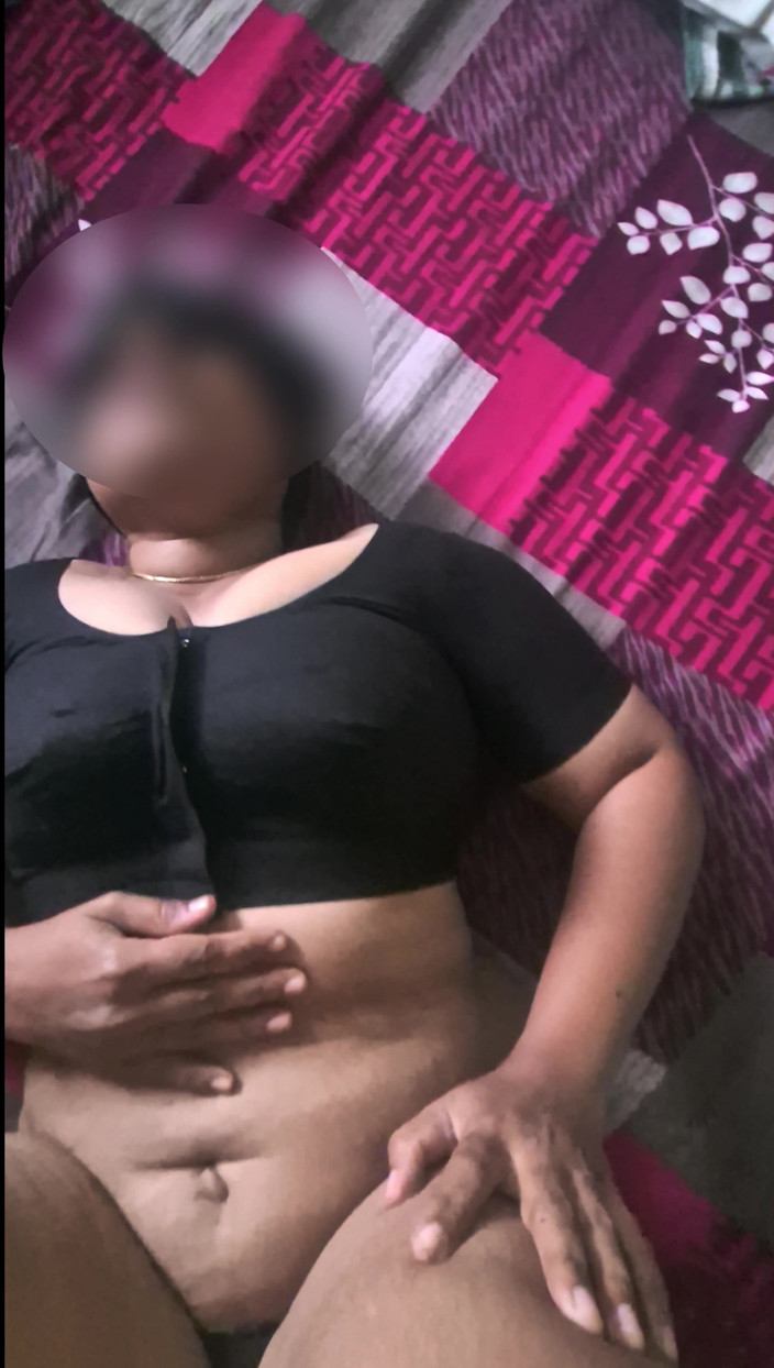 Black & white desicat: Sexy Desi Housewife in Black Blouse Hard Fucked &amp; Pussy Creampied