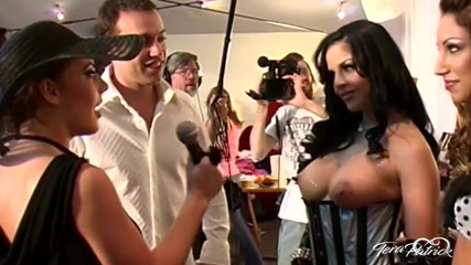 Tera Patrick: Tera Patrick se fait baiser dans les coulisses en prenant...