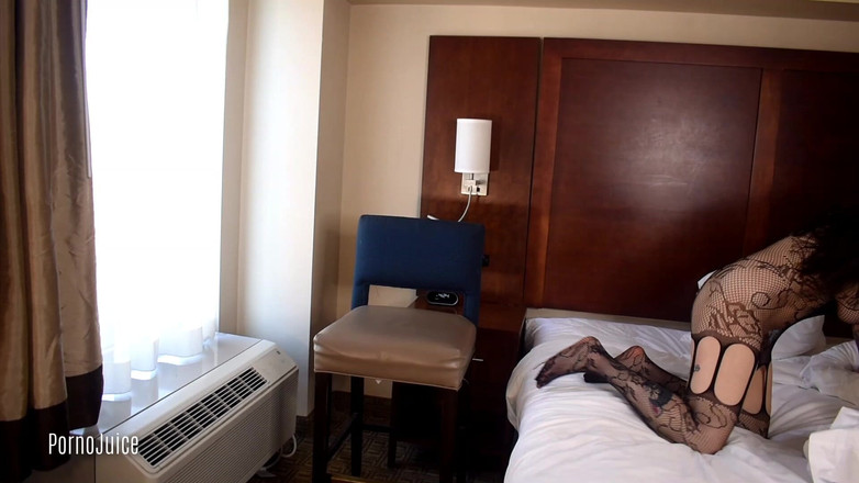 PornoJuice: 喜欢我抚摸我的阴户吗？Brooke Lyn Rose主演