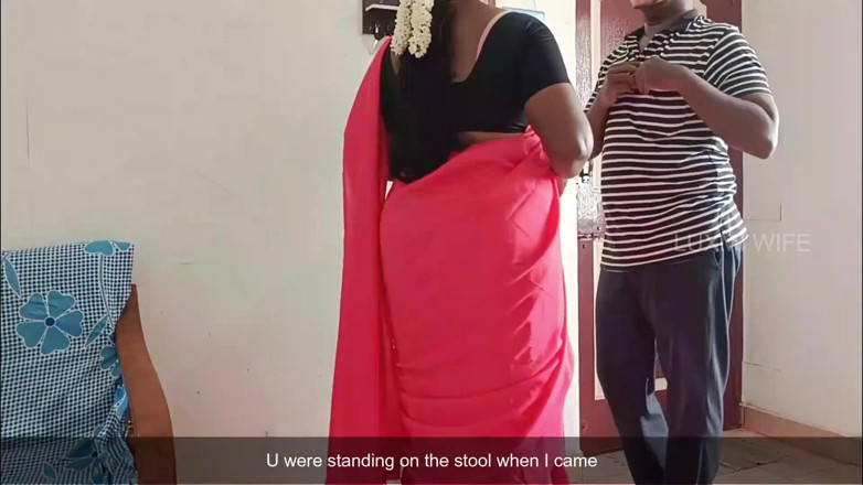 Luxmi Wife: Newspaper Boy Fuck a House Wife